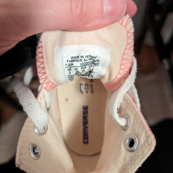 Baby/toddler converse size 3 - Picture 2 of 8